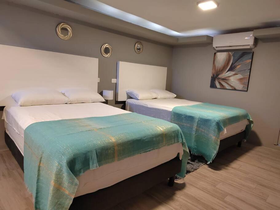 10Th Ave Suite Cozumel Bagian luar foto